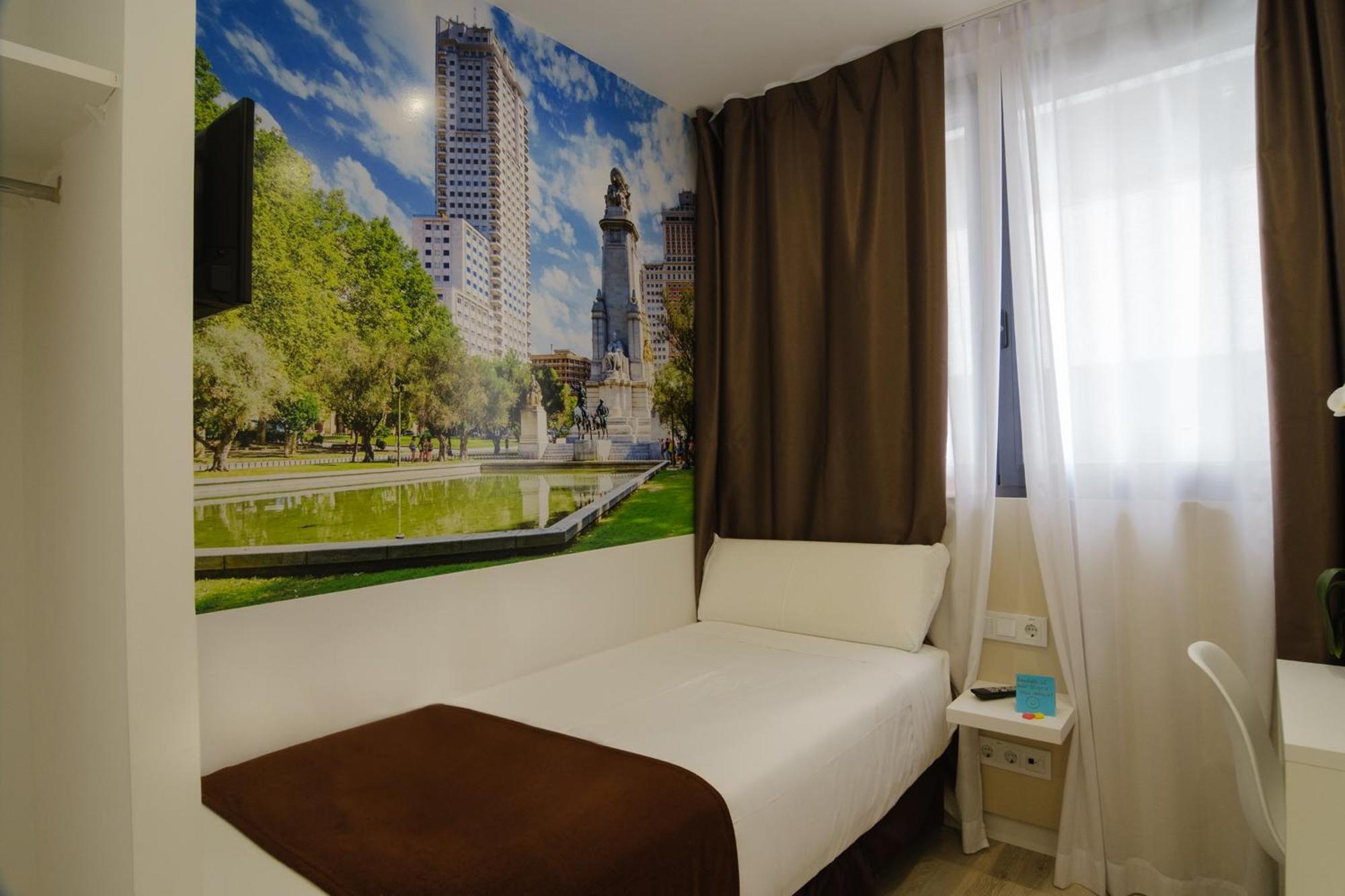 Hotel Bestprice Alegria Madrid Kültér fotó