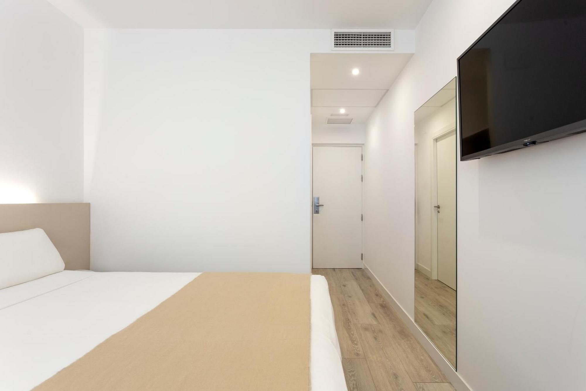 Hotel Bestprice Alegria Madrid Kültér fotó