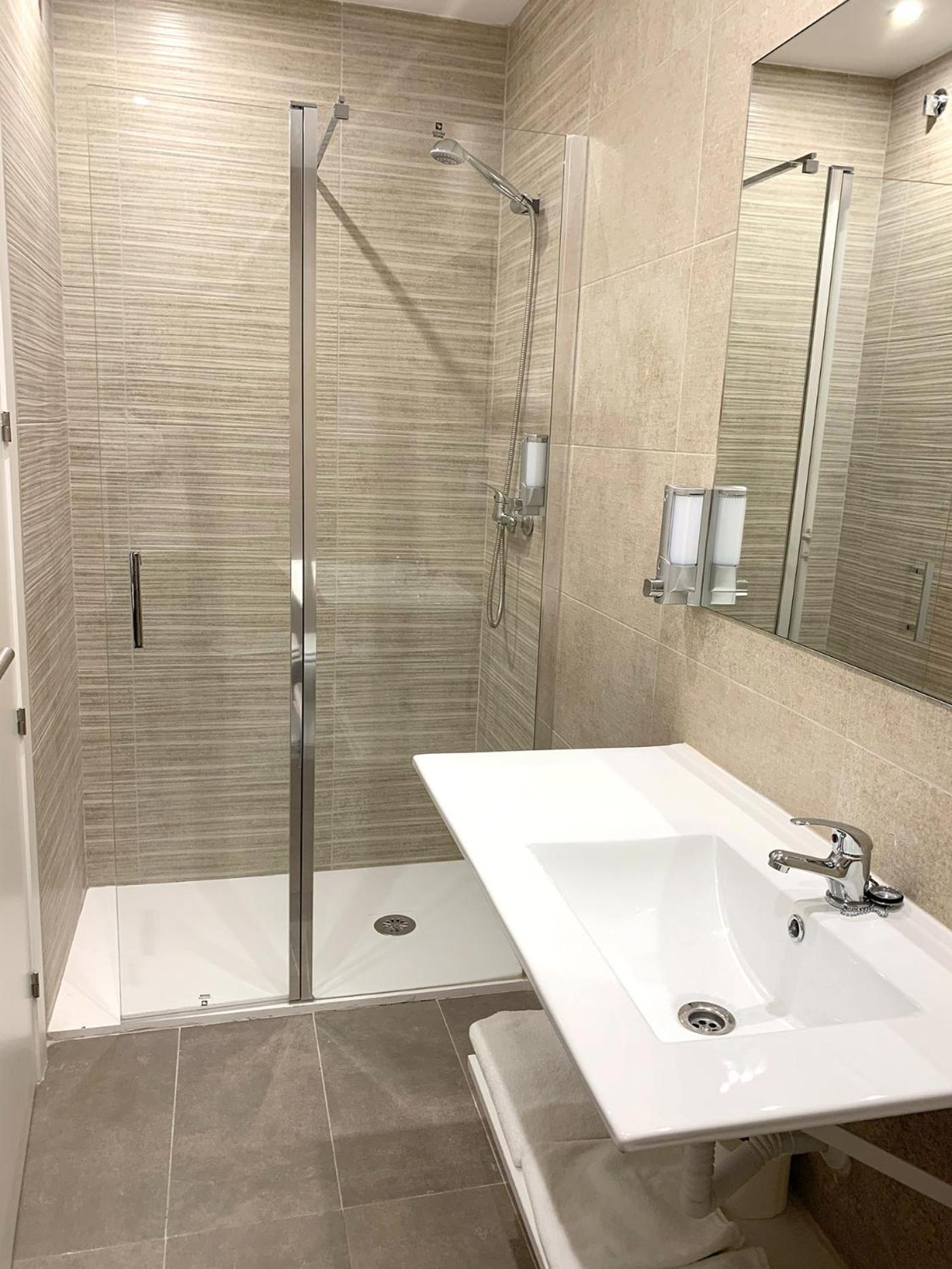 Hotel Bestprice Alegria Madrid Kültér fotó